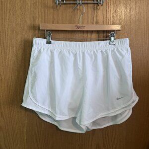 NWT Nike Dri Fit Shorts XL